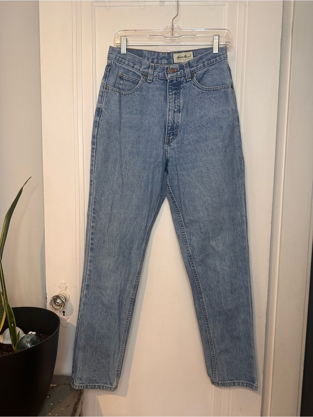 Vintage 90’s Eddie Bauer Jeans High waist straight leg. Size 12 Mom Jean